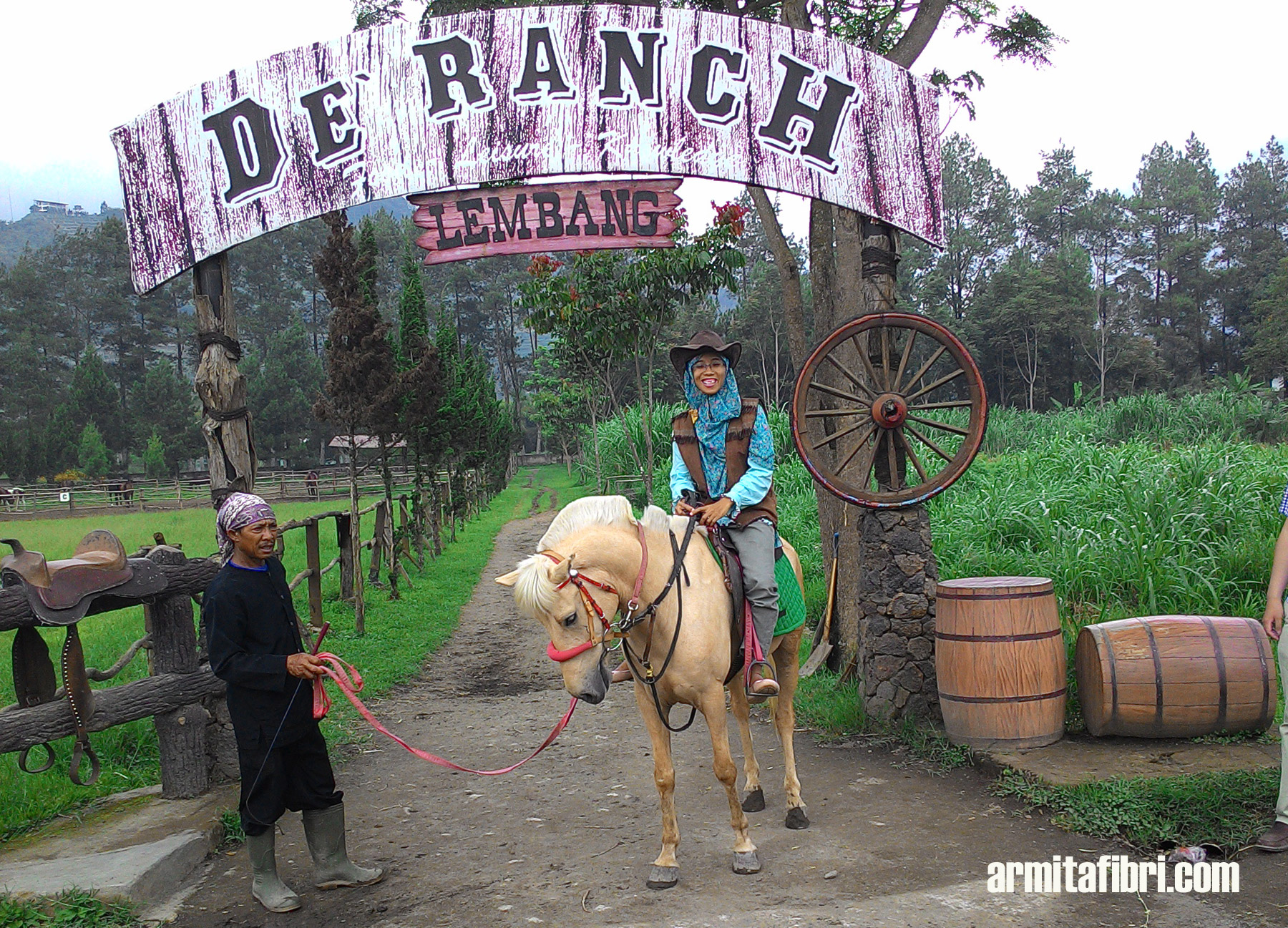 Tempat Wisata Bandung The Ranch Info Wisata Unik Di Indonesia
