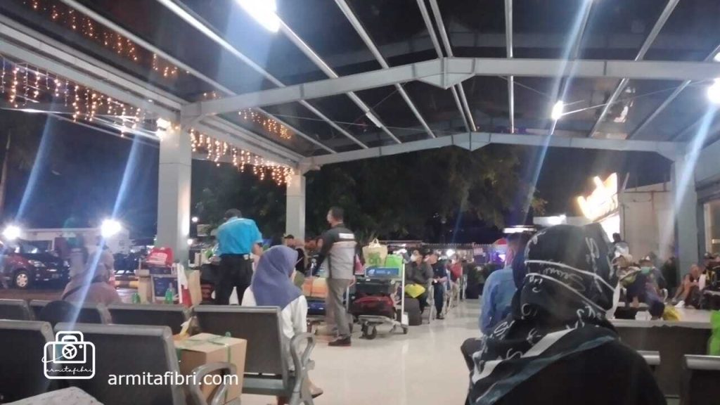 gambar stasiun kiaracondong