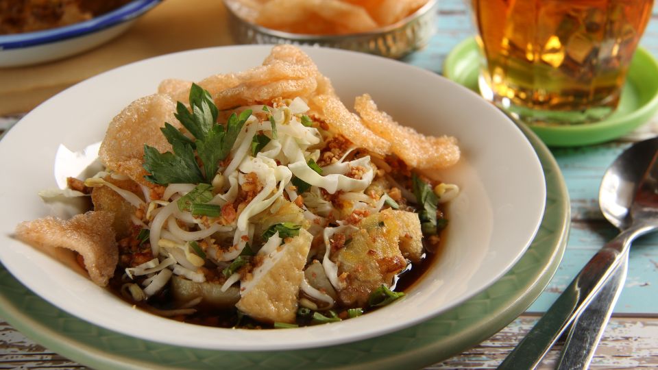 makanan khas purworejo kupat tahu