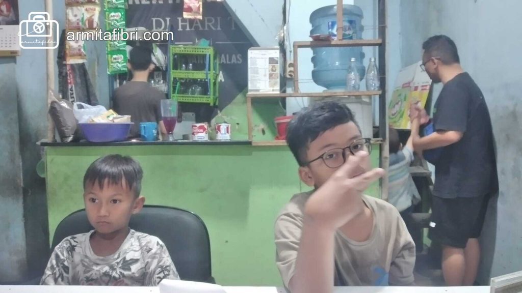 Warung Mie Aceh di Jatinangor tempat makan murah di Jatinangor