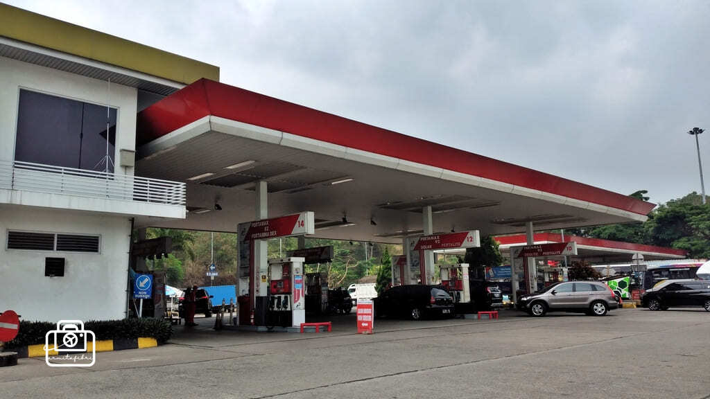 rest area km 97 cipularang