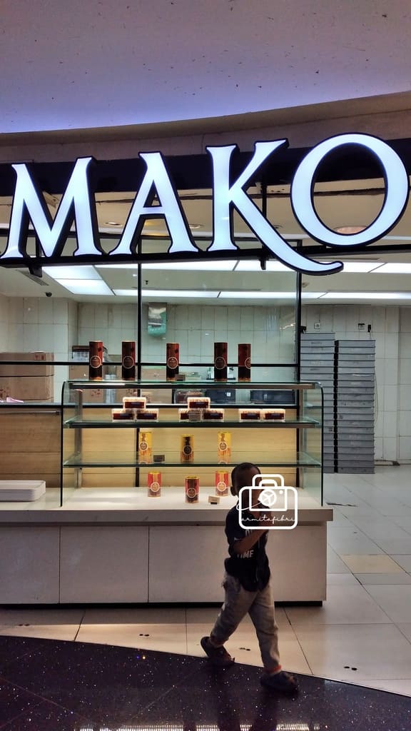 mako bakery halal
