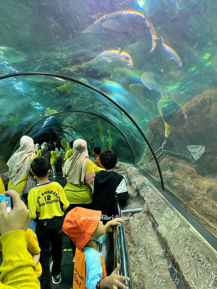 jam buka sea world ancol