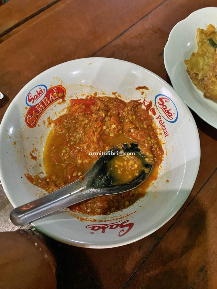 warung soto kadipiro asli