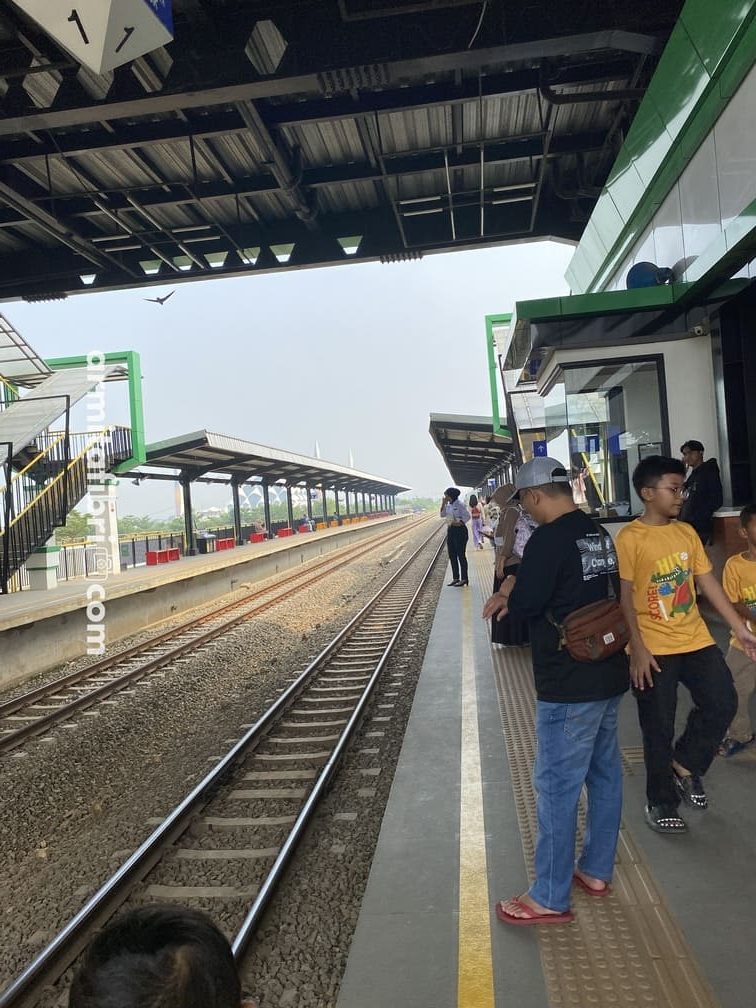 stasiun cimekar foto