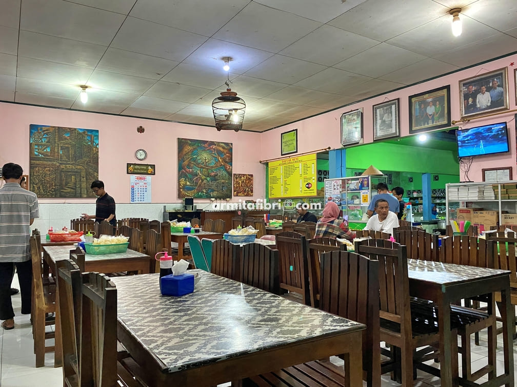 soto kadipiro terdekat