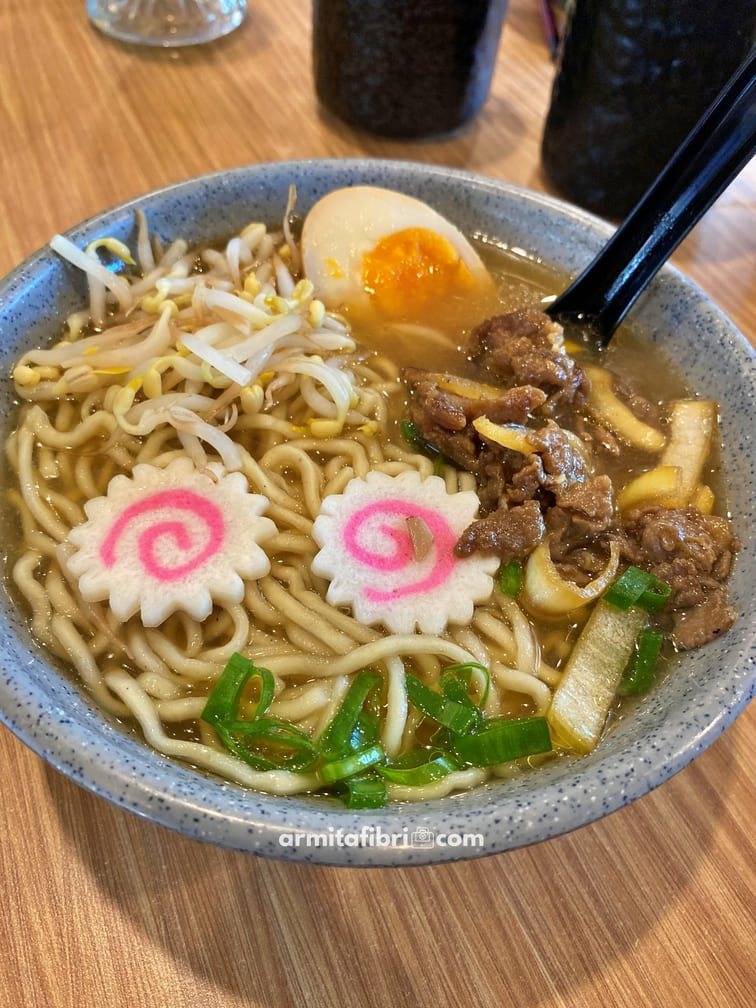 beef soyu ramen