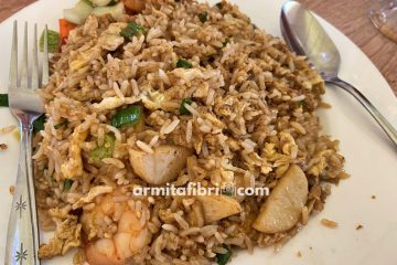 Nasi Goreng Seafood Solaria kalori