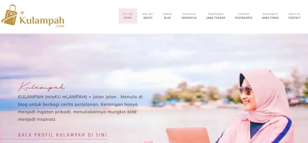 travel blogger adalah