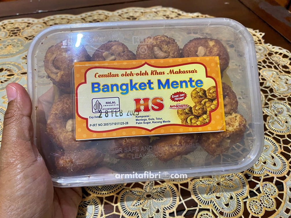 kue bangkit