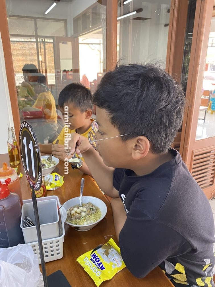 tempat makan enak di bandung