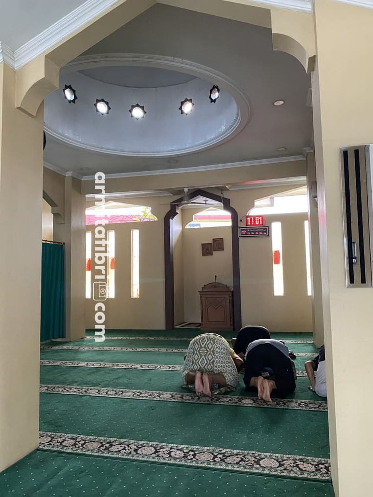 review masjid di tol cipularang