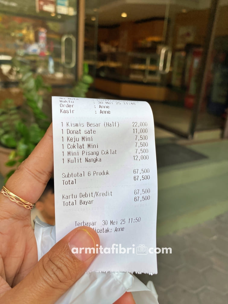 menu toko roti bandung eliza bakery