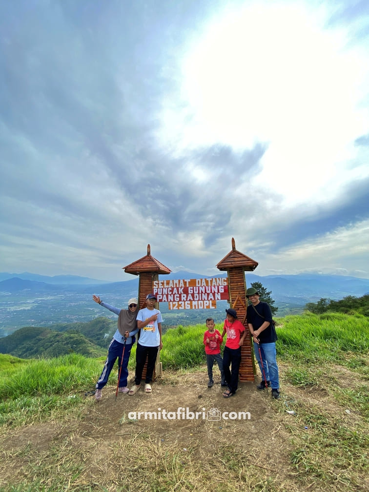 foto Gunung Pangradinan