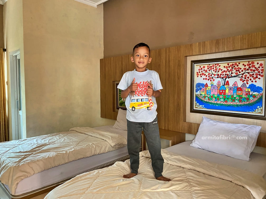 harga kamar hotel di kuningan