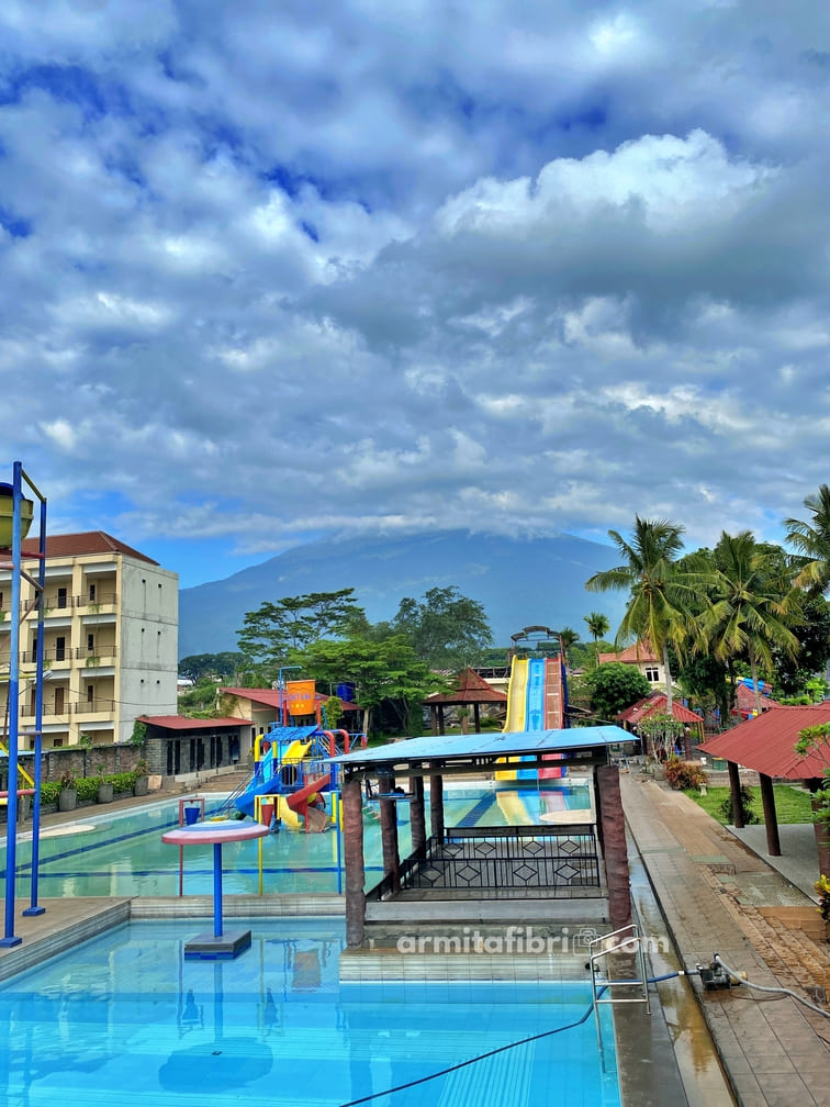 review hotel di kuningan